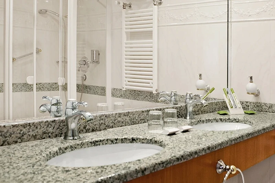 Superior suite
